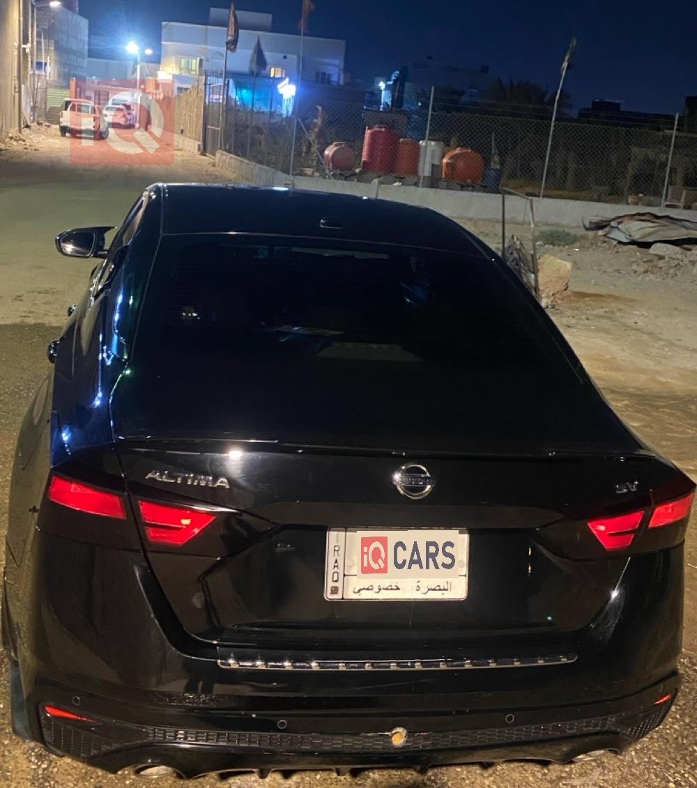 نیسان ئەلتیما